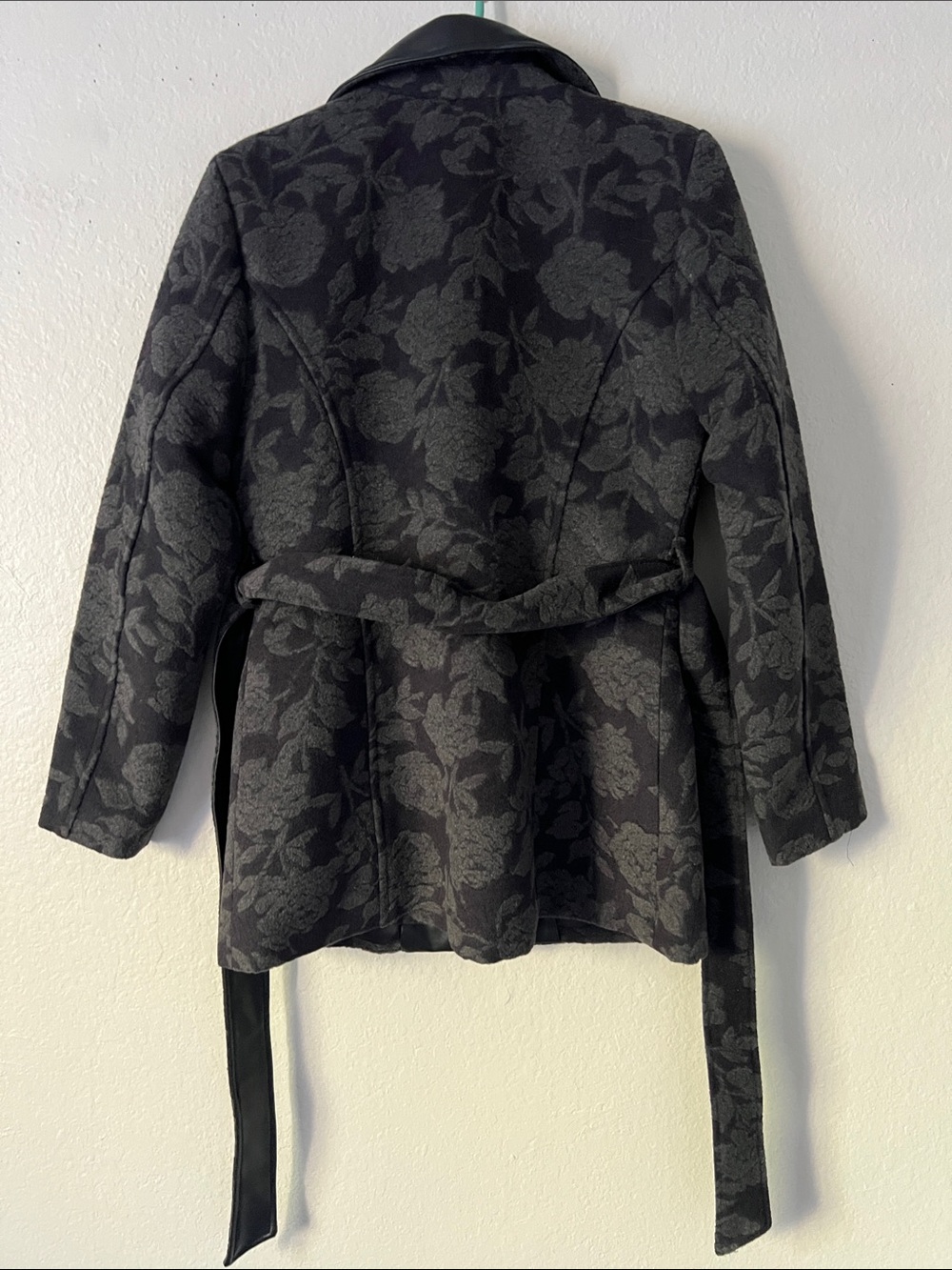Like New! MOTTO Floral Velvet Wool Blend Faux Leather Jacket Rose Print M - Picture 7 of 14